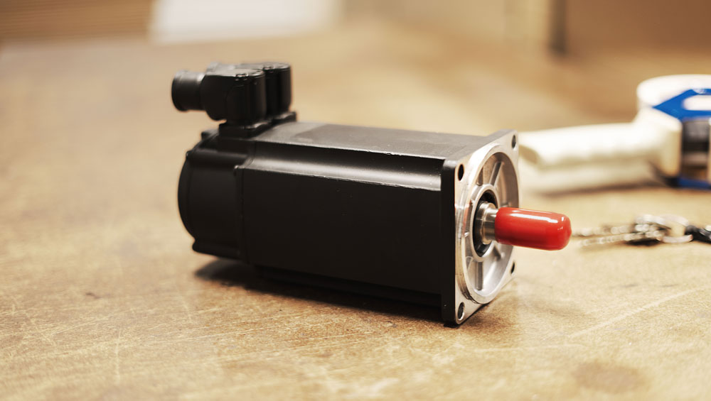 Servomotor